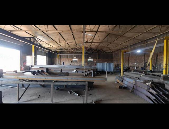 INDUSTRIAL PROPERTY TO RENT IN SILVERTONDALE